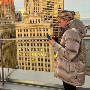 Aritzia The Super Puff Jacket